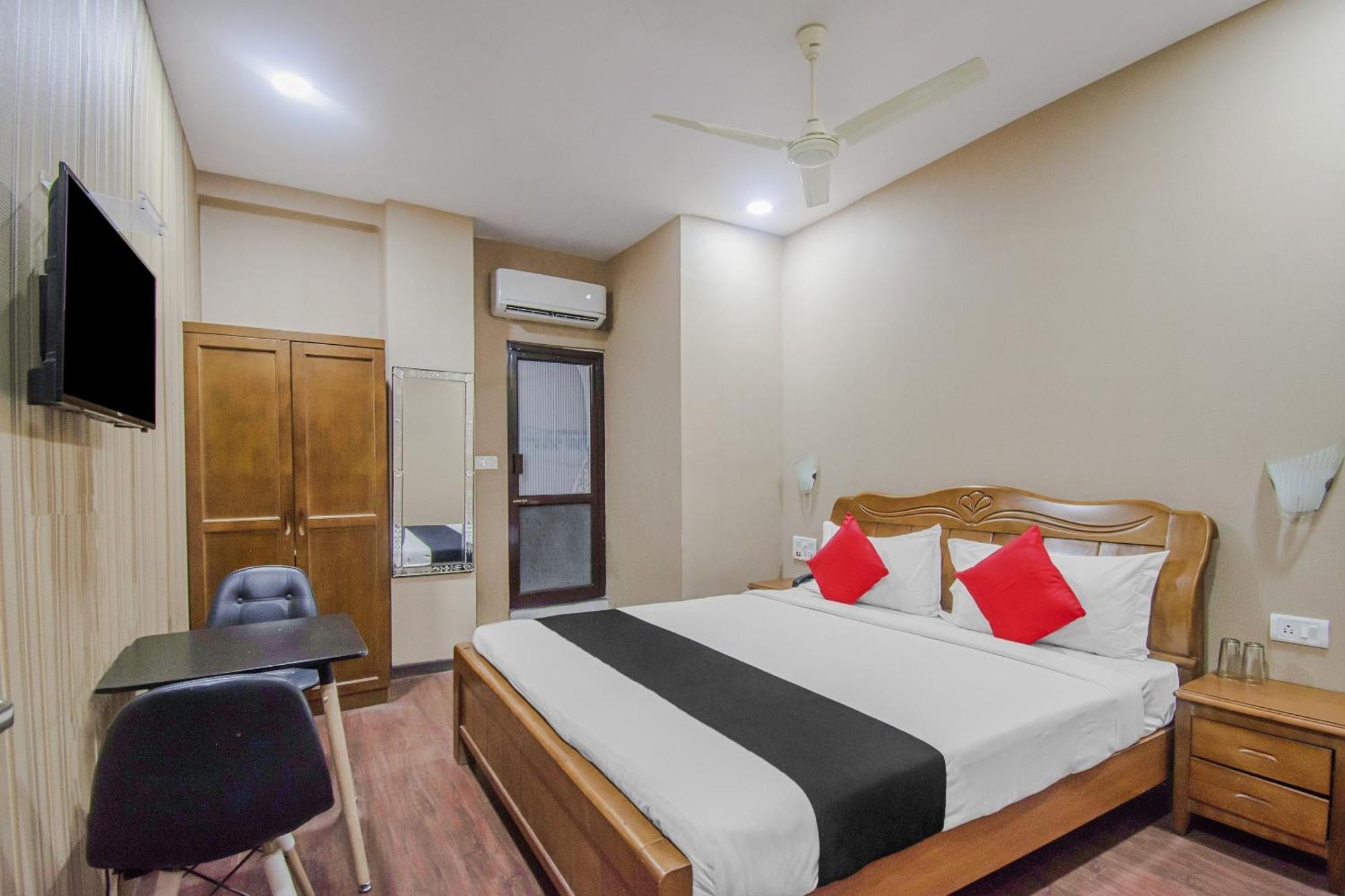 Collection O Mg Guest House كولكاتا المظهر الخارجي الصورة