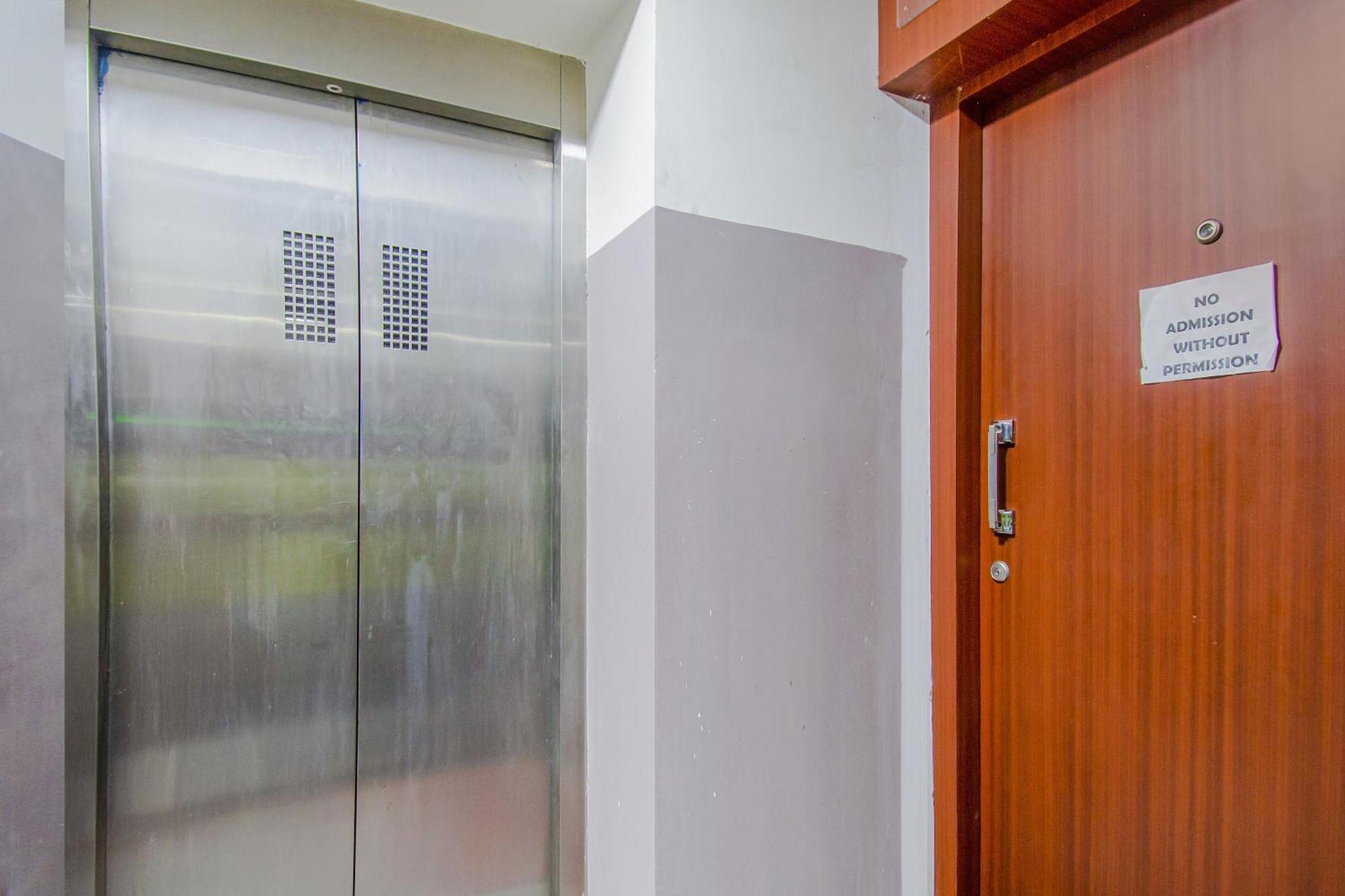 Collection O Mg Guest House كولكاتا المظهر الخارجي الصورة