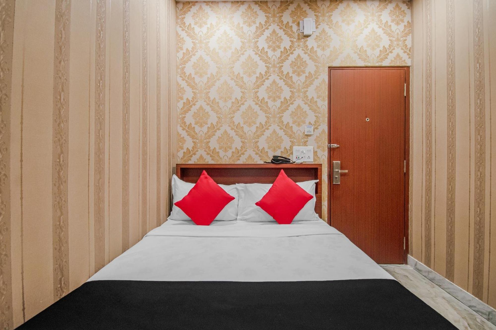 Collection O Mg Guest House كولكاتا المظهر الخارجي الصورة